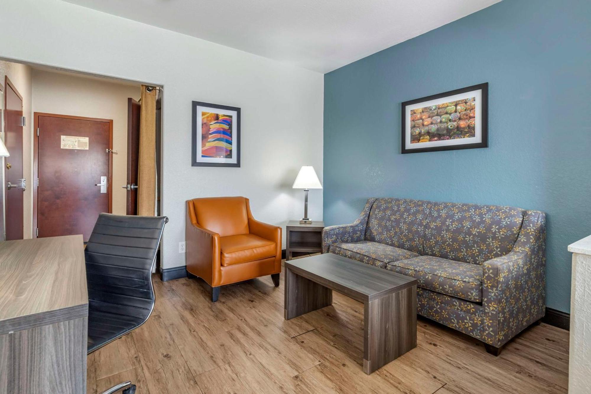 Best Western Plus Victoria Inn & Suites Extérieur photo