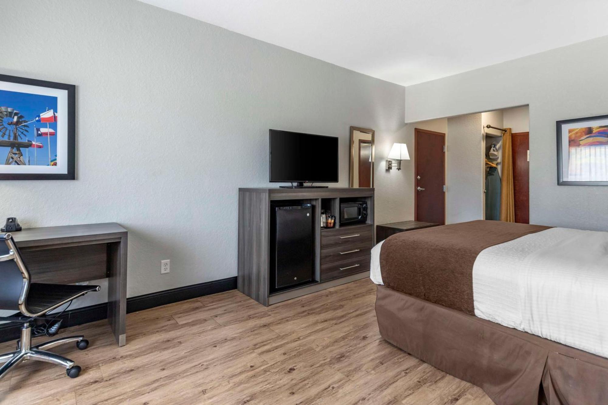 Best Western Plus Victoria Inn & Suites Extérieur photo